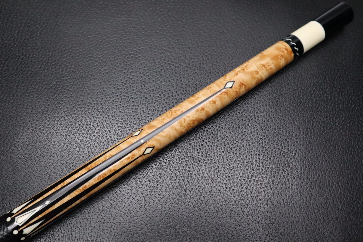 tad custom cue 8剣 中古 美品 - ゲーム